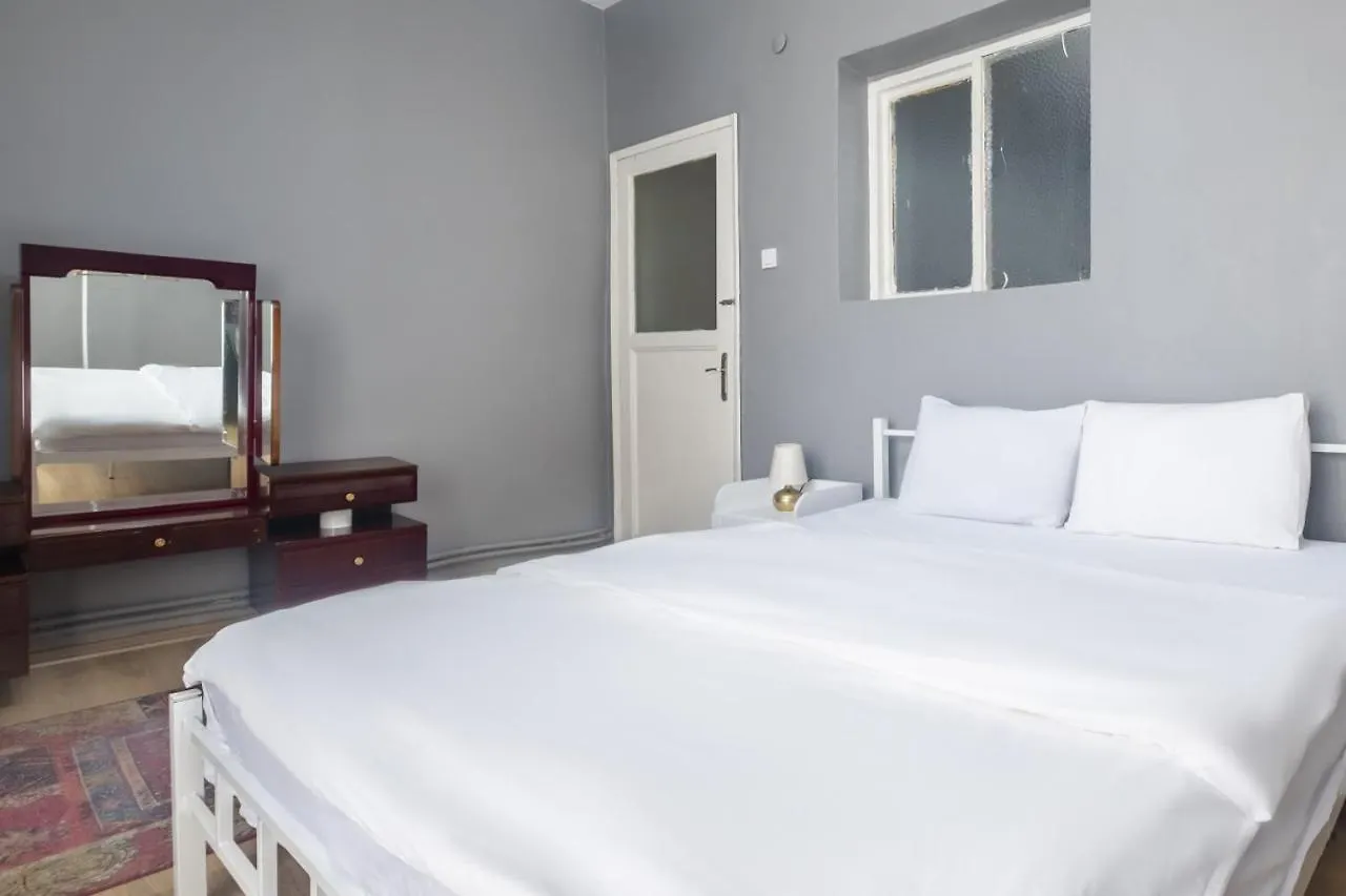 Apartment Superb Flat Close To Shopping Malls In Mecidiyekoy Istanbul