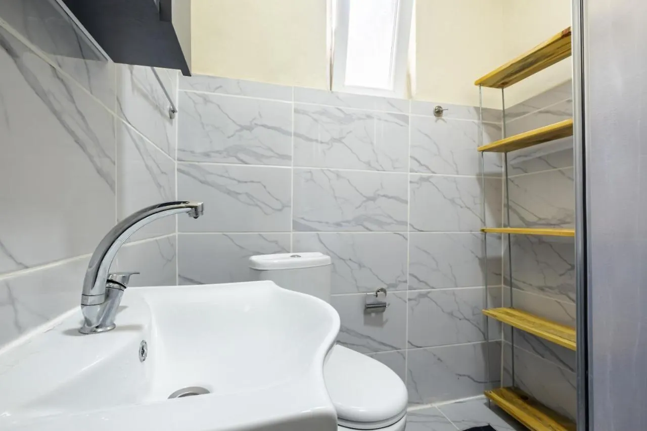 Superb Flat Close To Shopping Malls In Mecidiyekoy Istanbul 0*,  Turkey